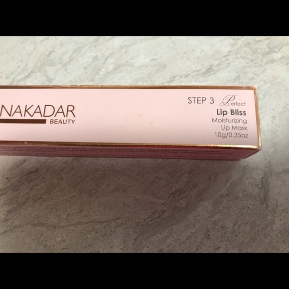 💗Manna Kadar Lip Bliss Lip Mask - Picture 6 of 9